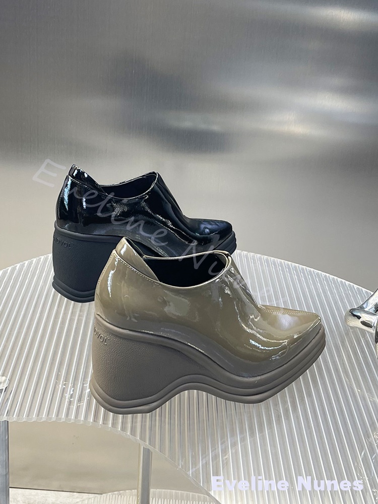 Patent Leather V Cut Pointed T - огляд і ціна Street Fashion Y2K